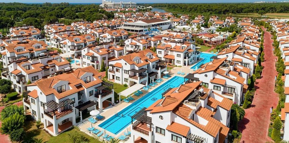Fun&Sun Two Villas For Big Families Belek Exterior foto