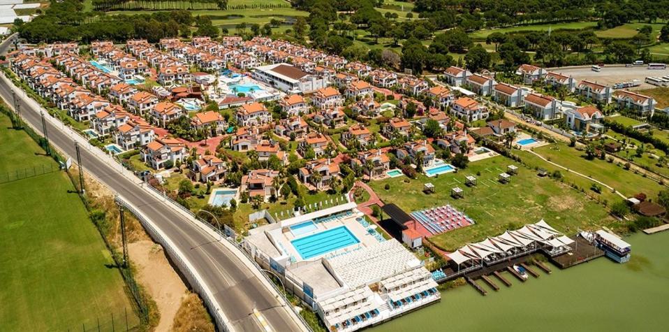 Fun&Sun Two Villas For Big Families Belek Exterior foto